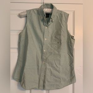 GUC Lauren Ralph Lauren green sleeveless button down size medium